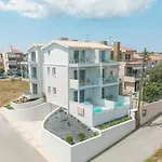 Gloria Luxury Ξενοδοχείο *